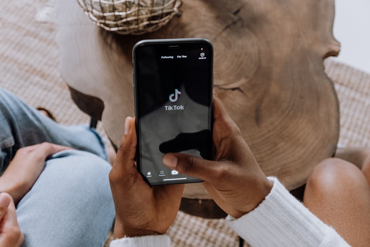 Kaufen von TikTok Views – ist es legal? AboLöwe gibt dir die Antwort