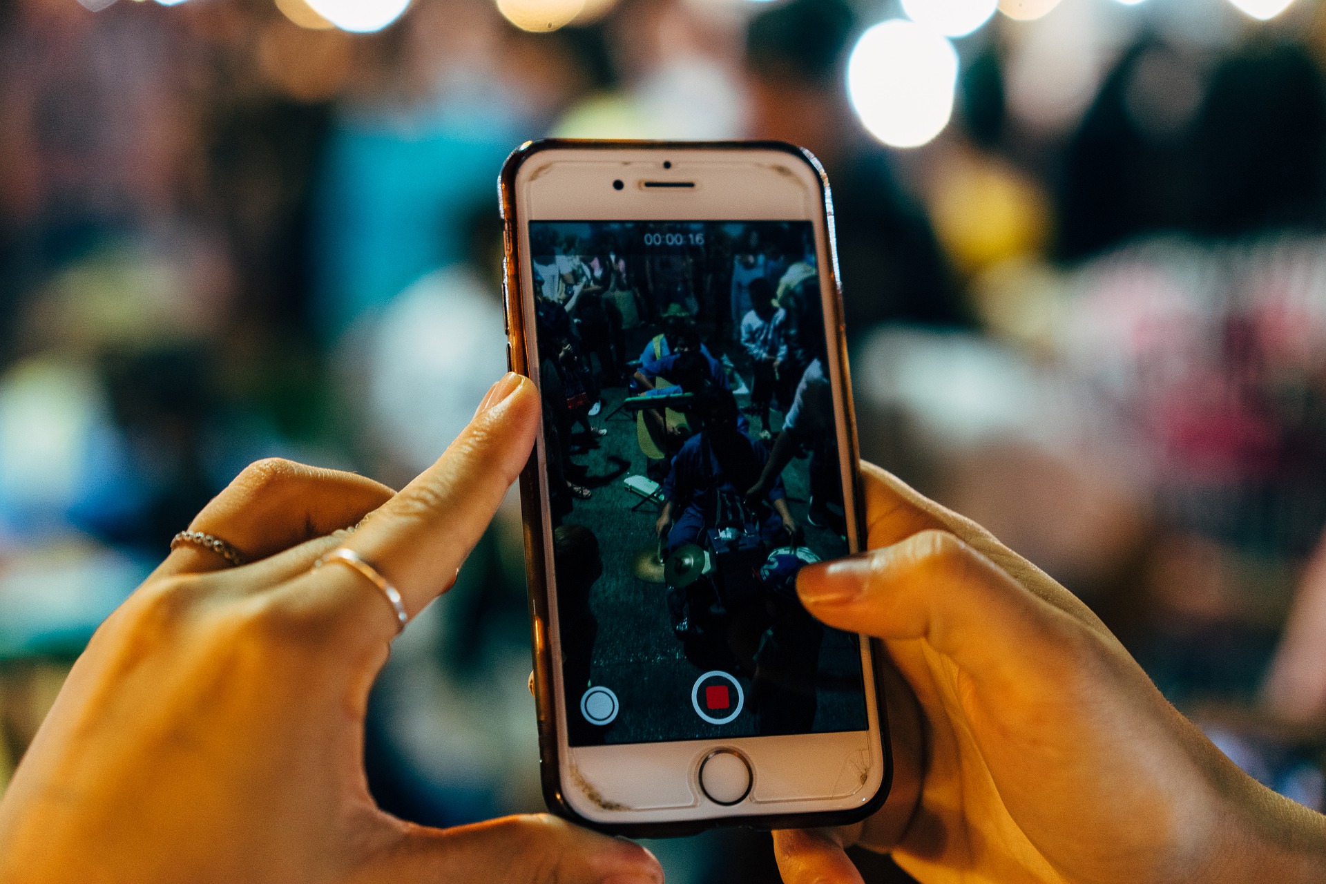 Kaufen von TikTok Views – ist es legal? AboLöwe gibt dir die Antwort